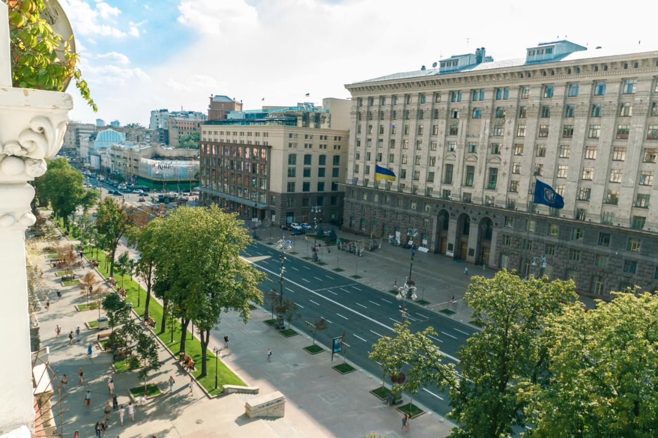Apartments Rentals Ukraine On Kreshchatik Kiev Esterno foto