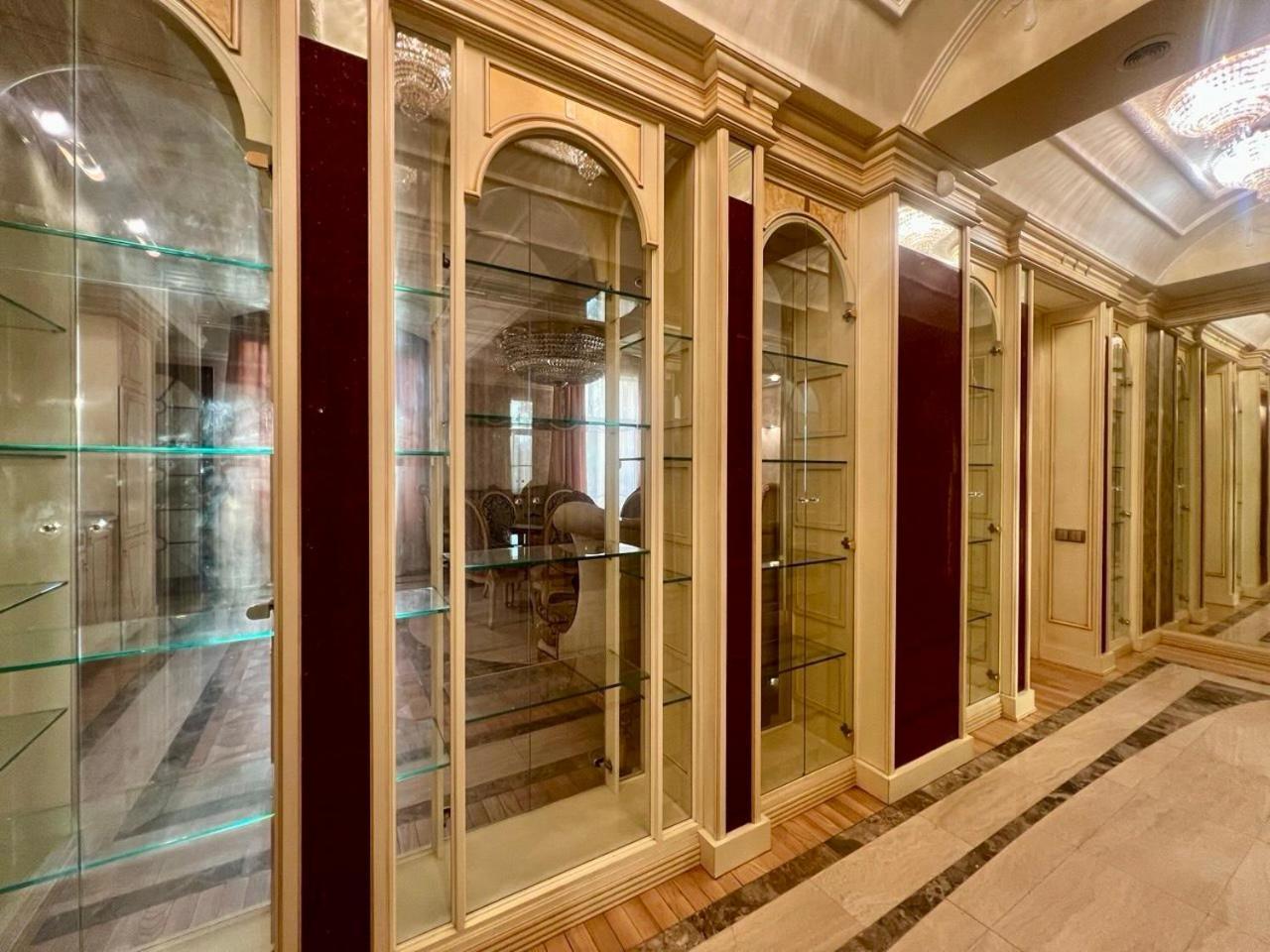 Apartments Rentals Ukraine On Kreshchatik Kiev Esterno foto