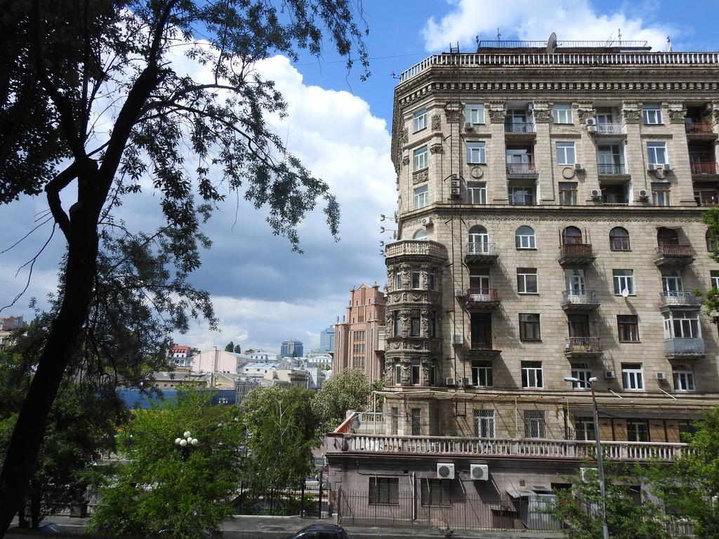 Apartments Rentals Ukraine On Kreshchatik Kiev Esterno foto