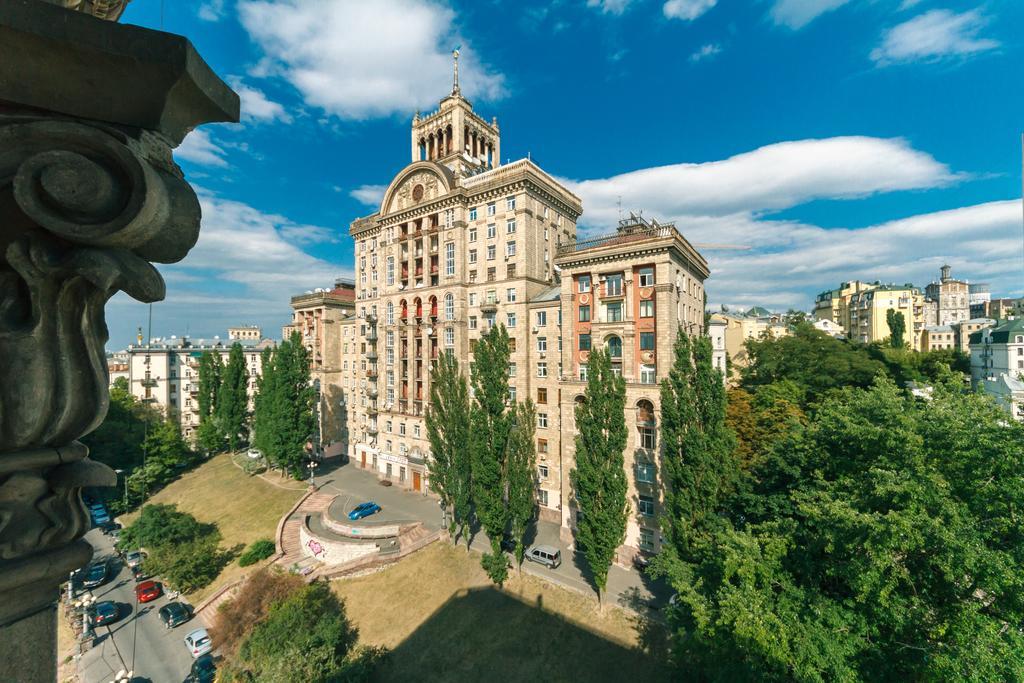Apartments Rentals Ukraine On Kreshchatik Kiev Esterno foto